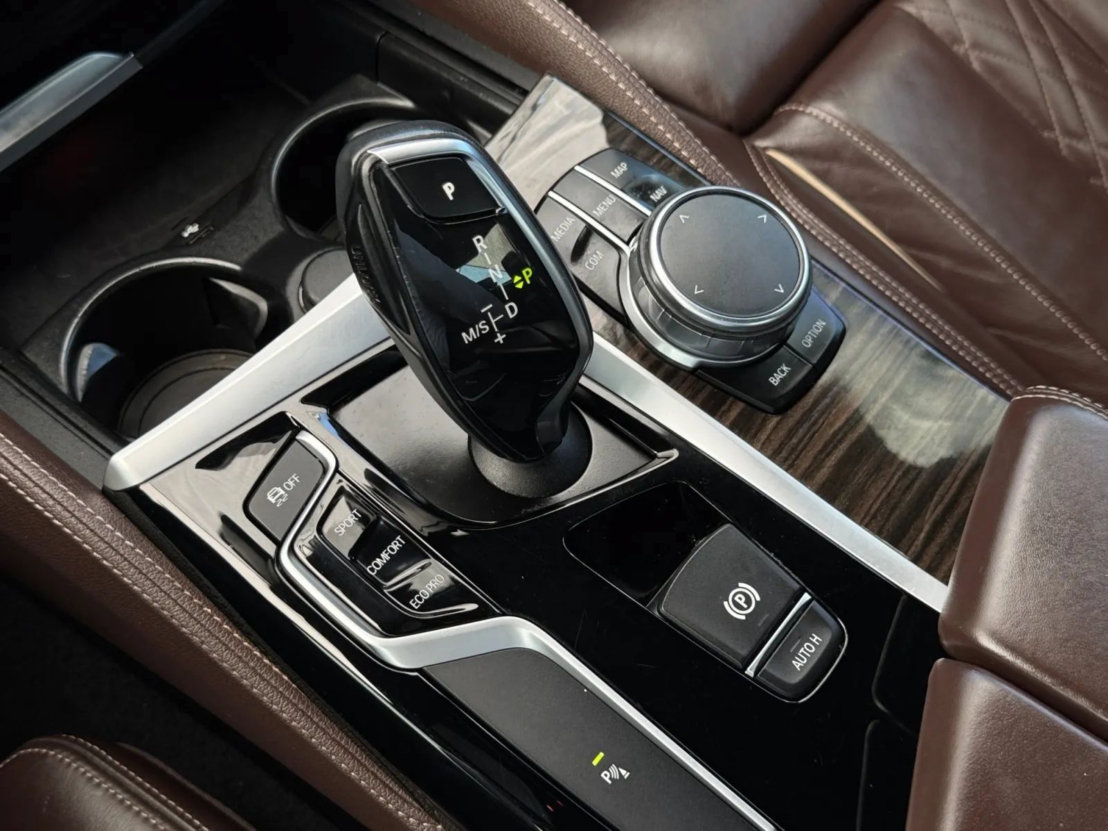 Used 2017 BMW 540i RWD image 39