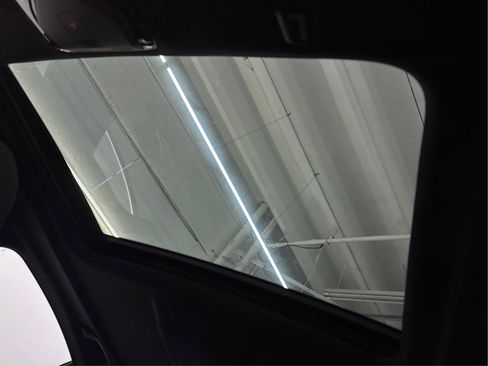 Used 2018 BMW 530e xDrive 530e xDrive iPerformance Sedan image 28