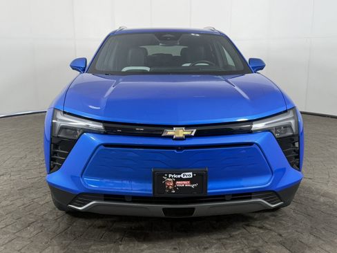 Used 2024 Chevrolet Blazer EV LT AWD/4WD image 2