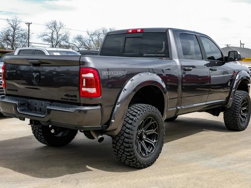 Used 2022 RAM 2500 Big Horn w/ Level C Equiment Group AWD/4WD image 11