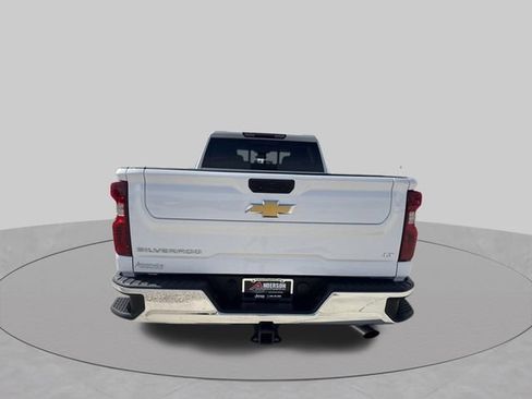 Used 2025 Chevrolet Silverado 2500 LT AWD/4WD image 4