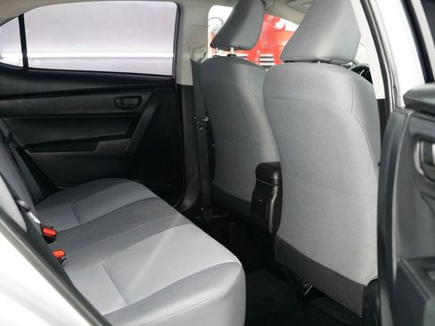 Used 2017 Toyota Corolla SE FWD image 31