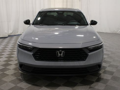 Used 2025 Honda Accord Sport image 33