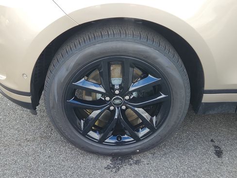 Used 2026 Land Rover Range Rover Velar S image 9