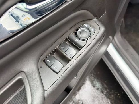 Certified 2024 Chevrolet Equinox LT FWD image 11