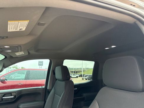 Used 2021 GMC Sierra 1500 Elevation RWD image 19