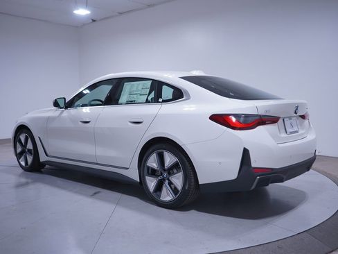 New 2026 BMW i4 xDrive40i w/ Parking Assistance Package image 3