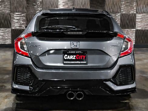 Used 2018 Honda Civic Sport image 8