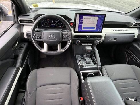 Used 2024 Toyota Tacoma TRD Off-Road AWD/4WD image 13