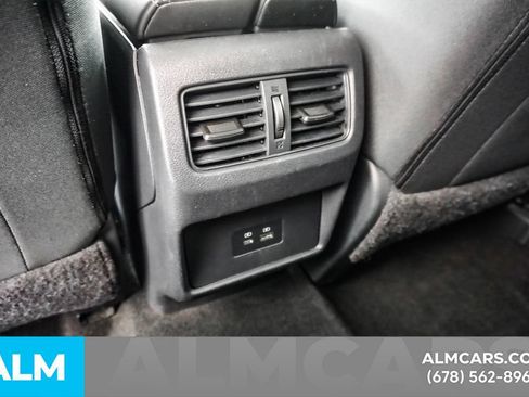 Used 2023 Nissan Rogue SV FWD image 55
