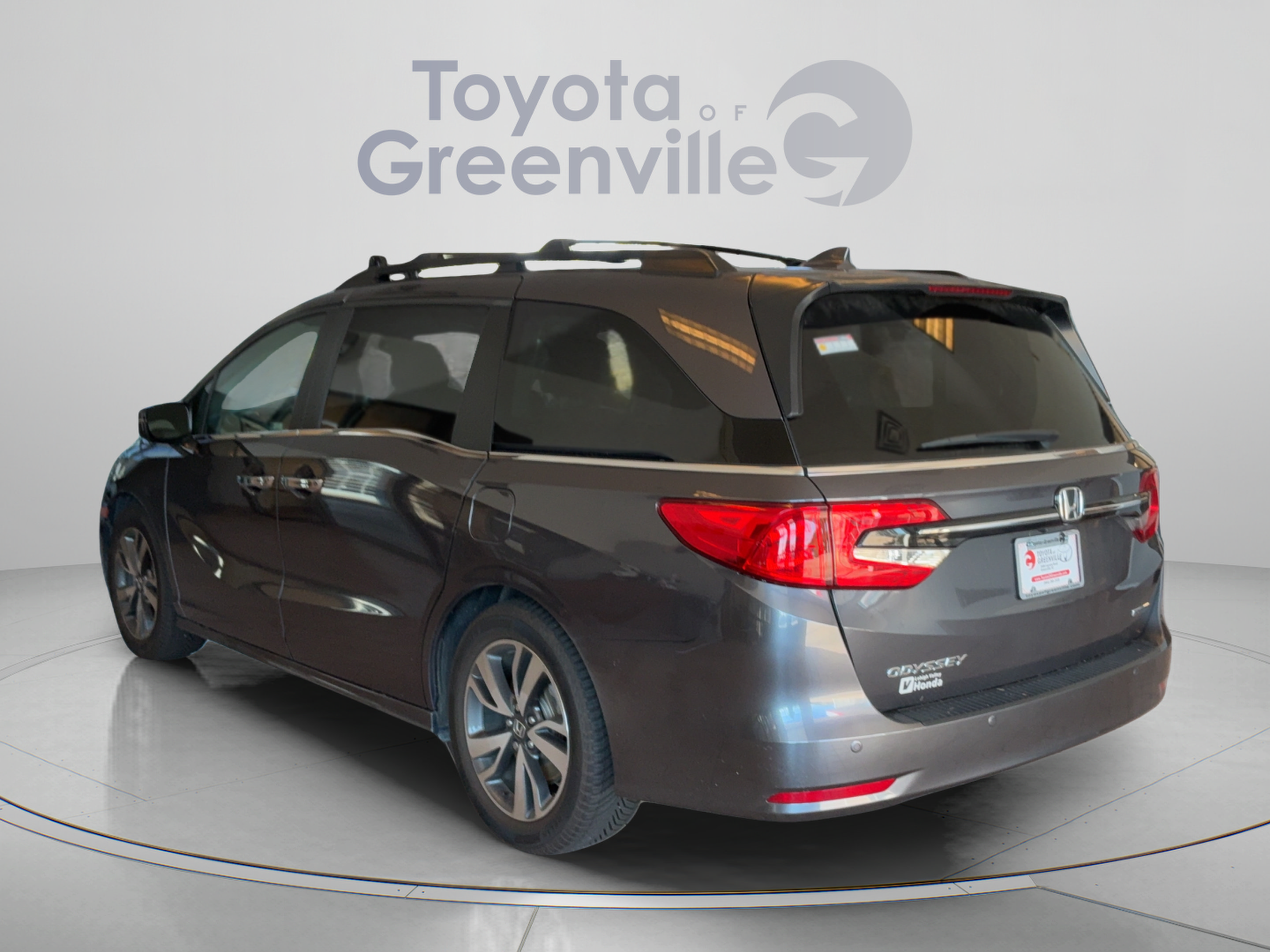 Used 2021 Honda Odyssey Touring image 4