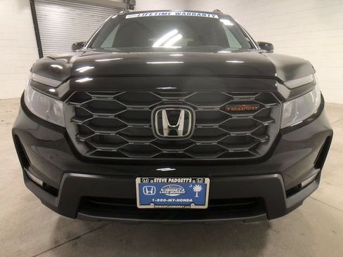 Used 2023 Honda Passport TrailSport image 10