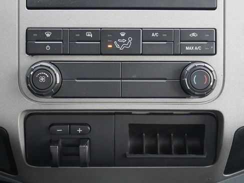 Used 2016 Ford F250 XLT w/ XLT Value Package image 18