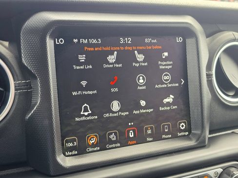 Used 2023 Jeep Wrangler Unlimited Sahara w/ Cold Weather Group AWD/4WD image 21