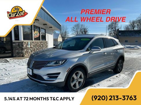 Used 2017 Lincoln MKC Premiere image 1