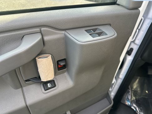 New 2025 Chevrolet Express 3500 w/ Power Convenience Package image 7