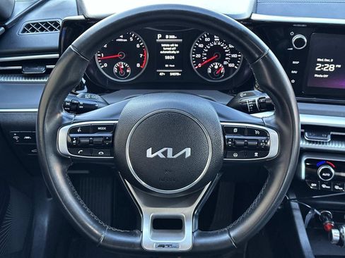 Used 2023 Kia K5 GT-Line image 11