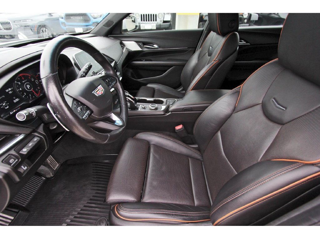 Used 2021 Cadillac CT4 V w/ Technology Package RWD image 6