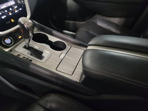 Used 2015 Nissan Murano SL FWD image 26