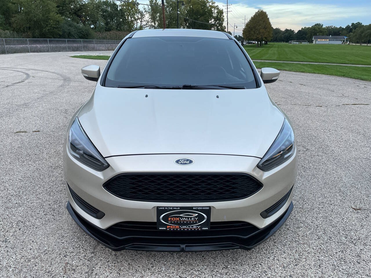 Used 2018 Ford Focus SE w/ Cold Weather Package FWD image 7