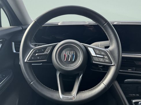 Used 2024 Buick Envision Preferred image 20