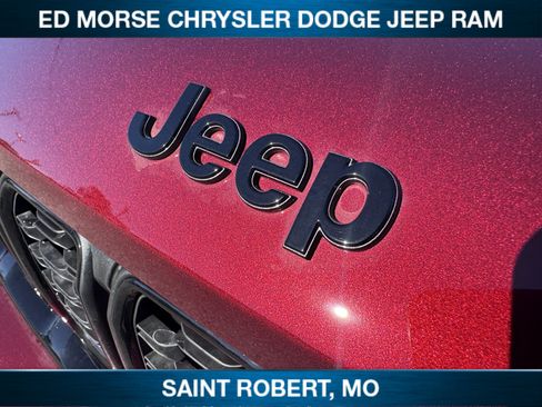 New 2025 Jeep Grand Cherokee Altitude AWD/4WD image 9