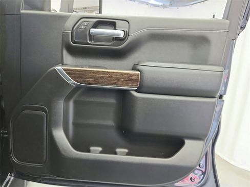 Used 2021 GMC Sierra 1500 Elevation image 28