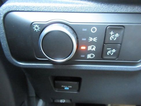 New 2025 Ford Bronco 4-Door image 29