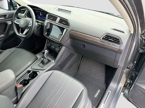 Used 2024 Volkswagen Tiguan Wolfsburg Edition FWD image 13
