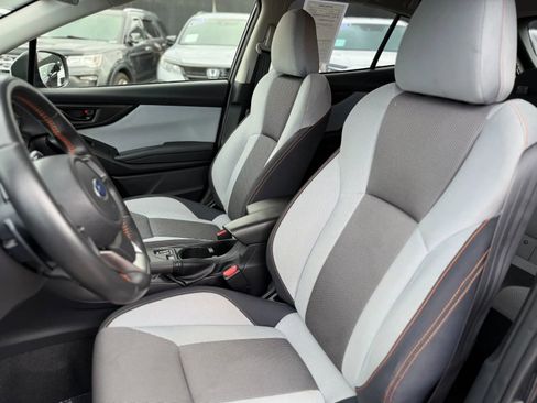 Used 2023 Subaru Crosstrek 2.0i Premium image 14