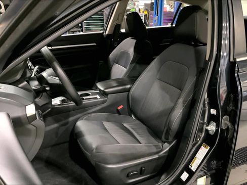 Used 2022 Nissan Altima 2.5 SV image 8