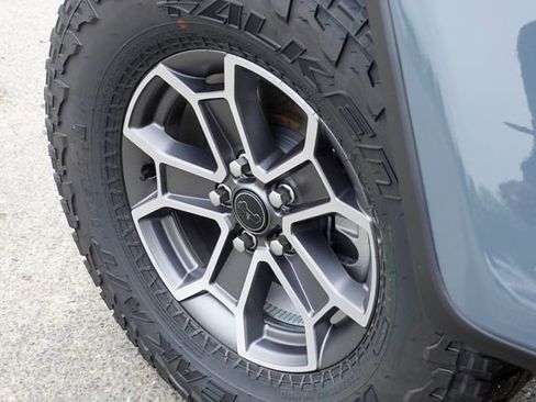 New 2026 Jeep Gladiator Mojave image 13