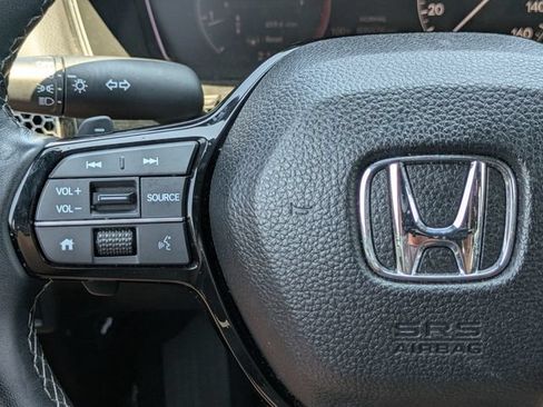 Used 2025 Honda Civic Sport image 17