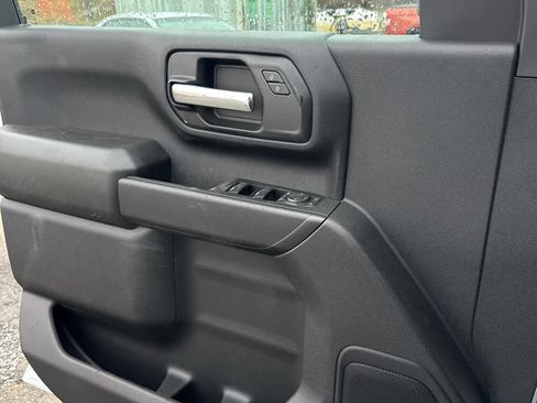 New 2026 GMC Sierra 2500 Pro w/ 1SA Pro Safety Plus Package AWD/4WD image 30