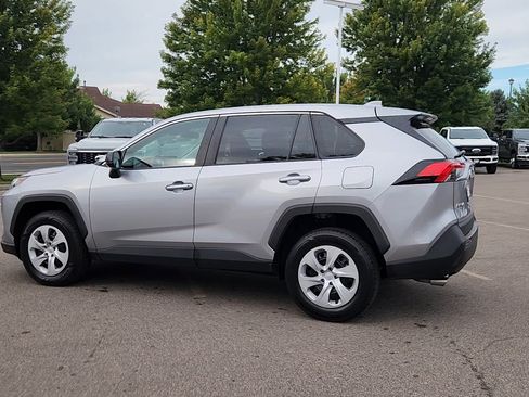 Used 2025 Toyota RAV4 LE AWD/4WD image 21