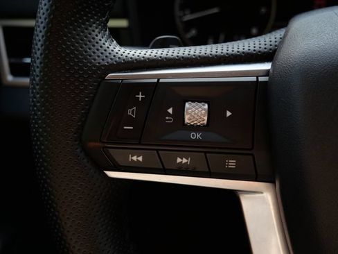 Used 2025 Mitsubishi Outlander SE AWD/4WD image 17