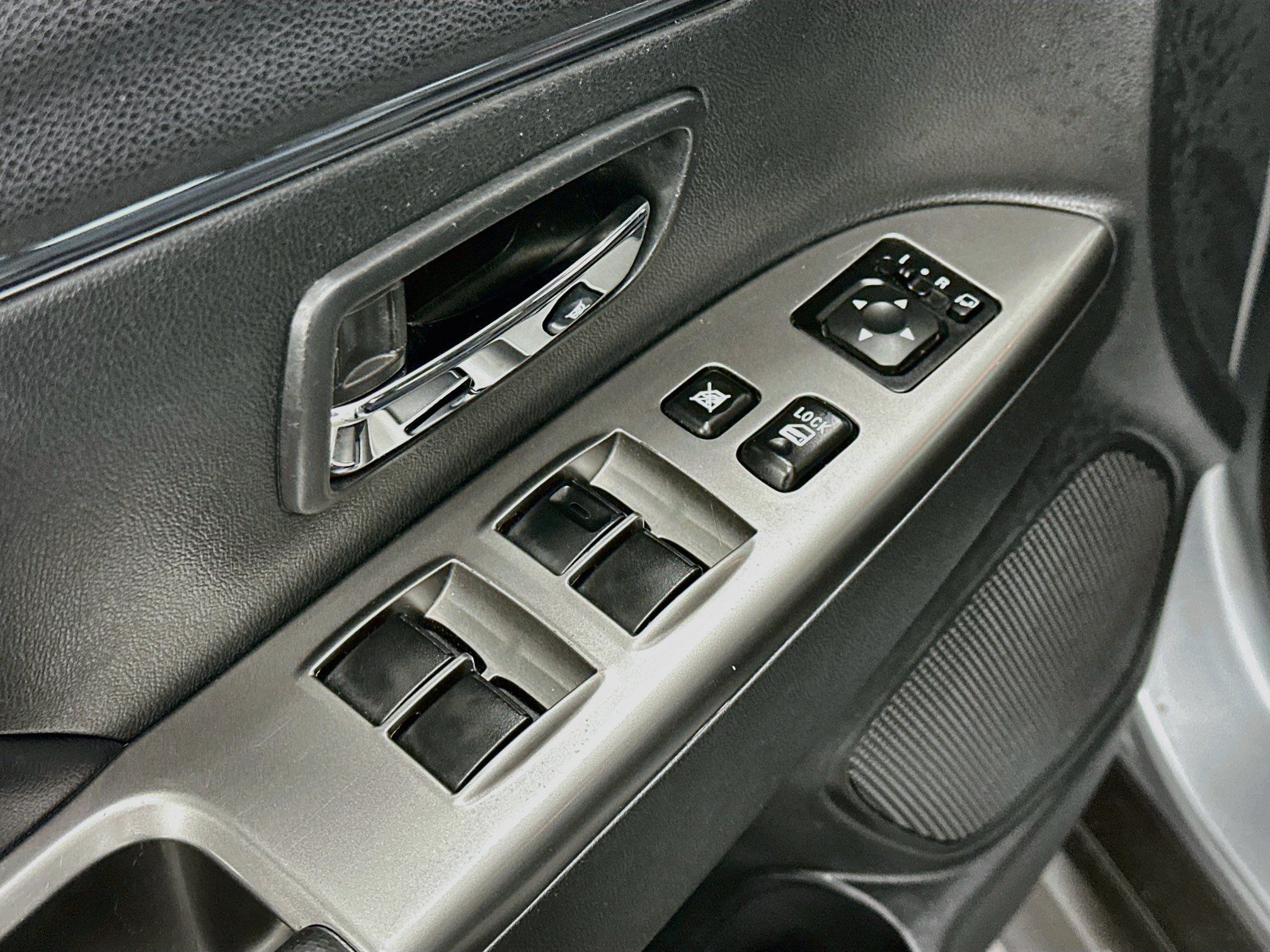 Used 2024 Mitsubishi Outlander Sport AWD image 15