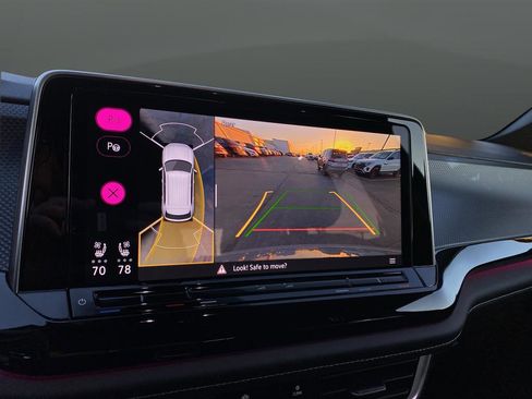 New 2026 Volkswagen Atlas Cross Sport SEL Premium R-Line image 10