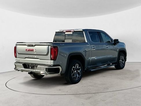 Used 2025 GMC Sierra 1500 SLT w/ SLT Convenience Package AWD/4WD image 5