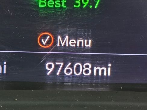 Used 2021 Buick Envision Essence image 25