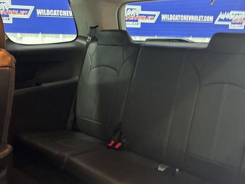 Used 2016 GMC Acadia SLT AWD/4WD image 35