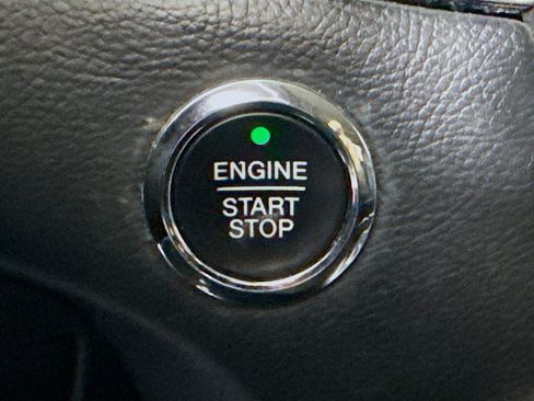 Used 2016 Ford Edge SEL w/ Equipment Group 201A image 19