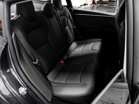 Used 2025 Tesla Model 3 Long Range image 36