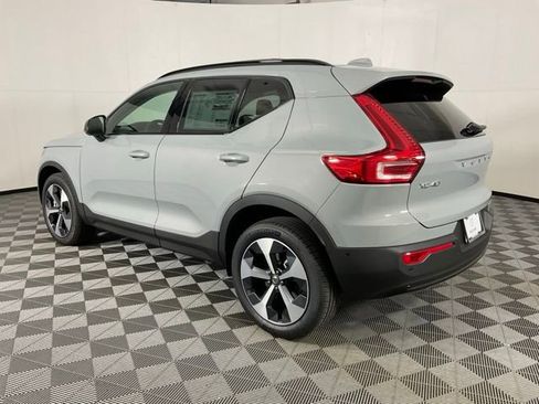New 2026 Volvo XC40 B5 Plus w/ Protection Package Premier image 4