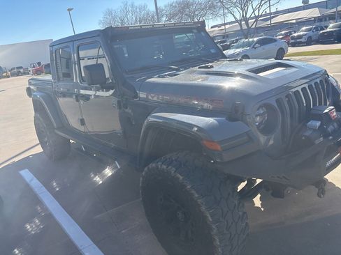 Used 2021 Jeep Gladiator Mojave image 2