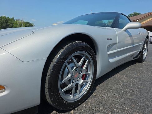 Used 2001 Chevrolet Corvette Z06 RWD image 39