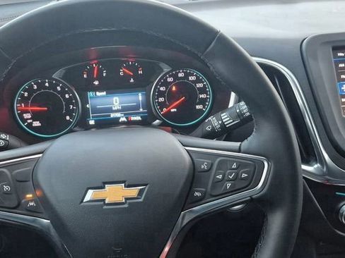 Used 2024 Chevrolet Equinox LT w/ LPO, Floor Liner Package image 21