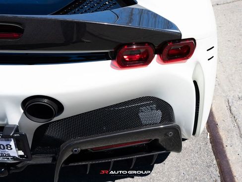 Used 2022 Ferrari SF90 Stradale image 19