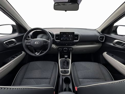 New 2026 Hyundai Venue SEL FWD image 13