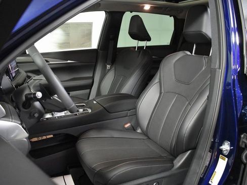 New 2026 INFINITI QX60 Luxe w/ Cargo Package image 17